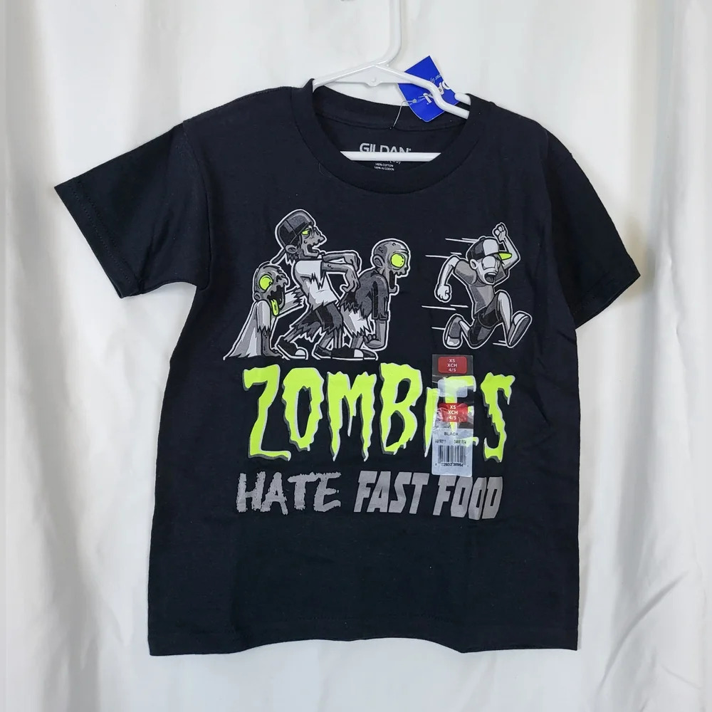 NWT‎ Gildan Black Short Sleeve Zombies Tshirt Size XS 4/5